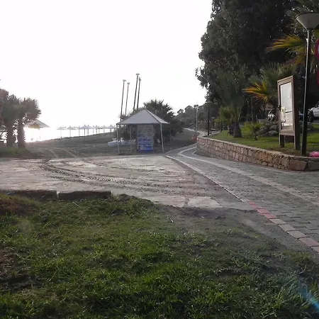 Sea View Renanda *